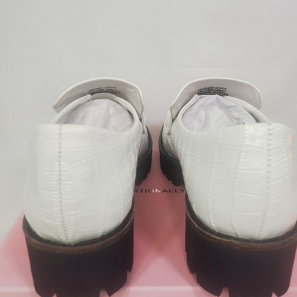 Intentionally Blank HK2 Women's Croc Leather Loafer | White | NIB | PICK SIZE - Picture 9 of 11